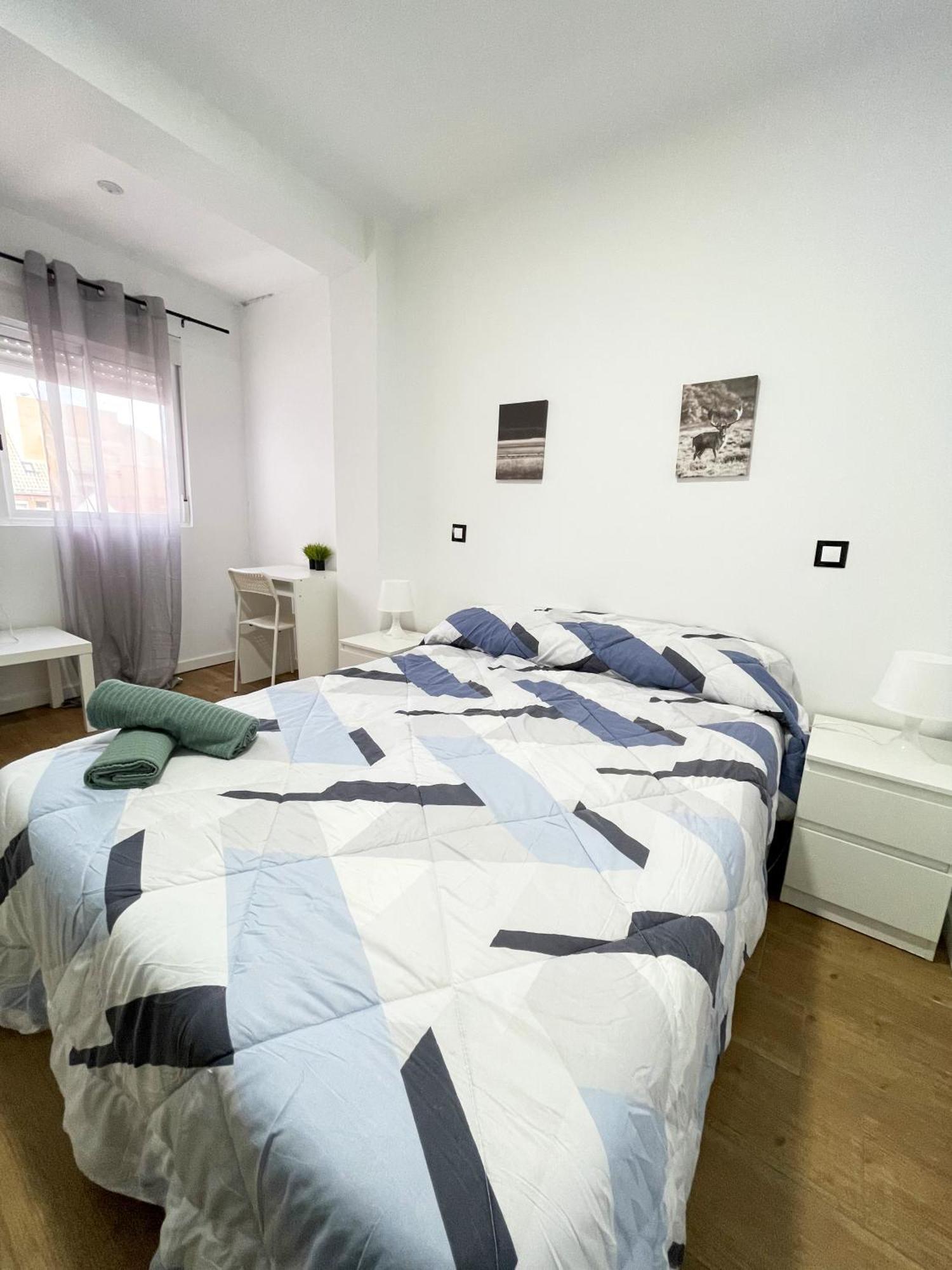 Chill Madrid Apartament Ngoại thất bức ảnh
